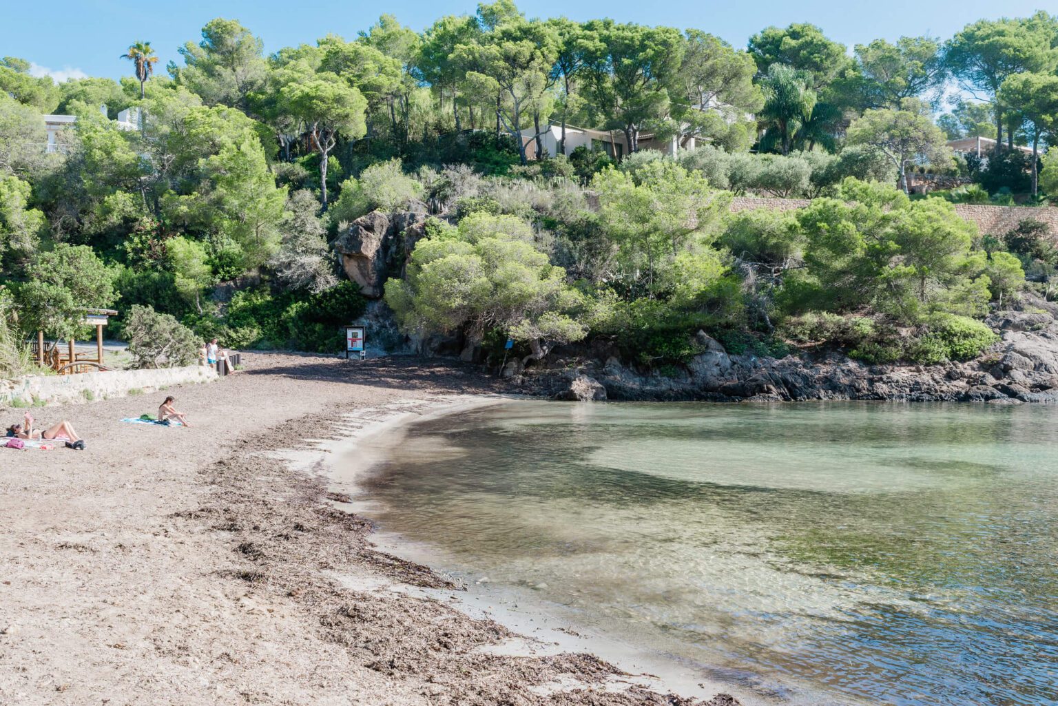 white-ibiza-beaches-cala-mastella