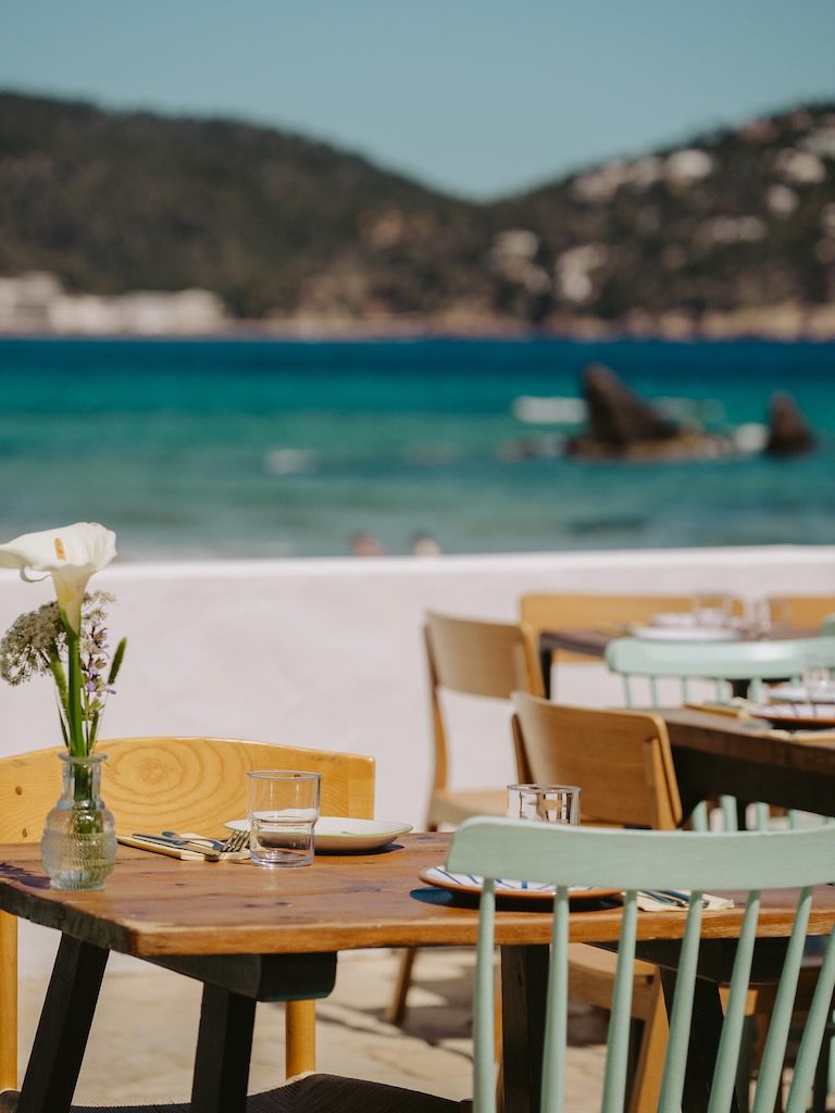 White Ibiza Beach Restaurant Guide: Nudo Ibiza, Es Figueral