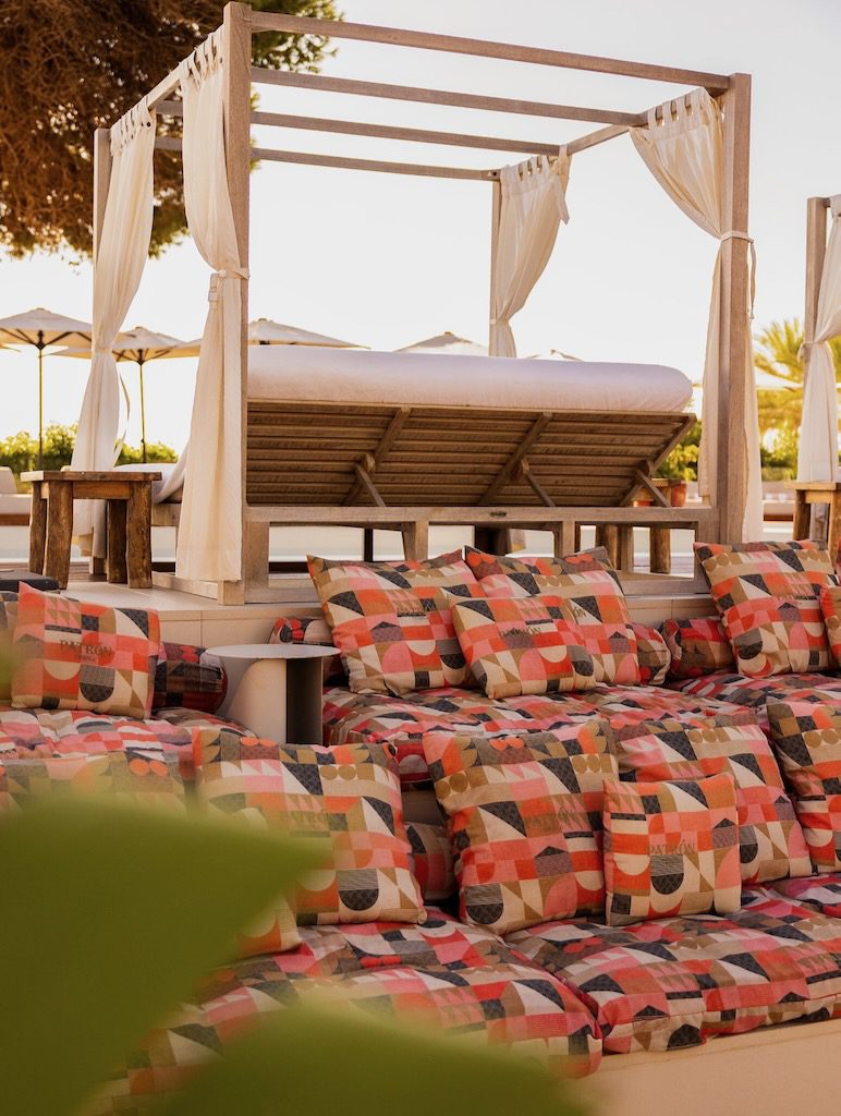 White Ibiza Restaurant Guide: Ibiza Beach Restaurant – Hotel Riomar Ibiza, Santa Eulalia