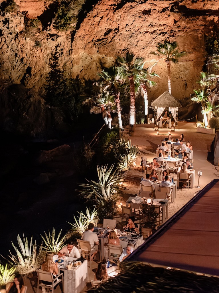 White Ibiza Fine Dining Guide: Amante Ibiza, Sol d'en Serra