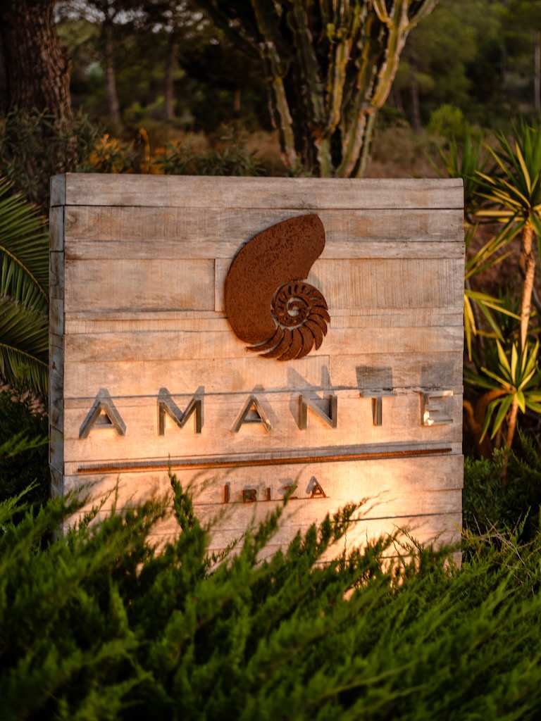 White Ibiza Fine Dining Guide: Amante Ibiza, Sol d'en Serra