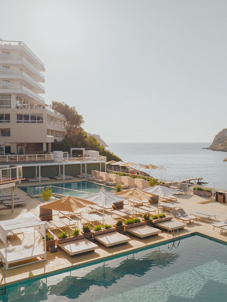 White Ibiza Hotels Guide: Hyde Ibiza