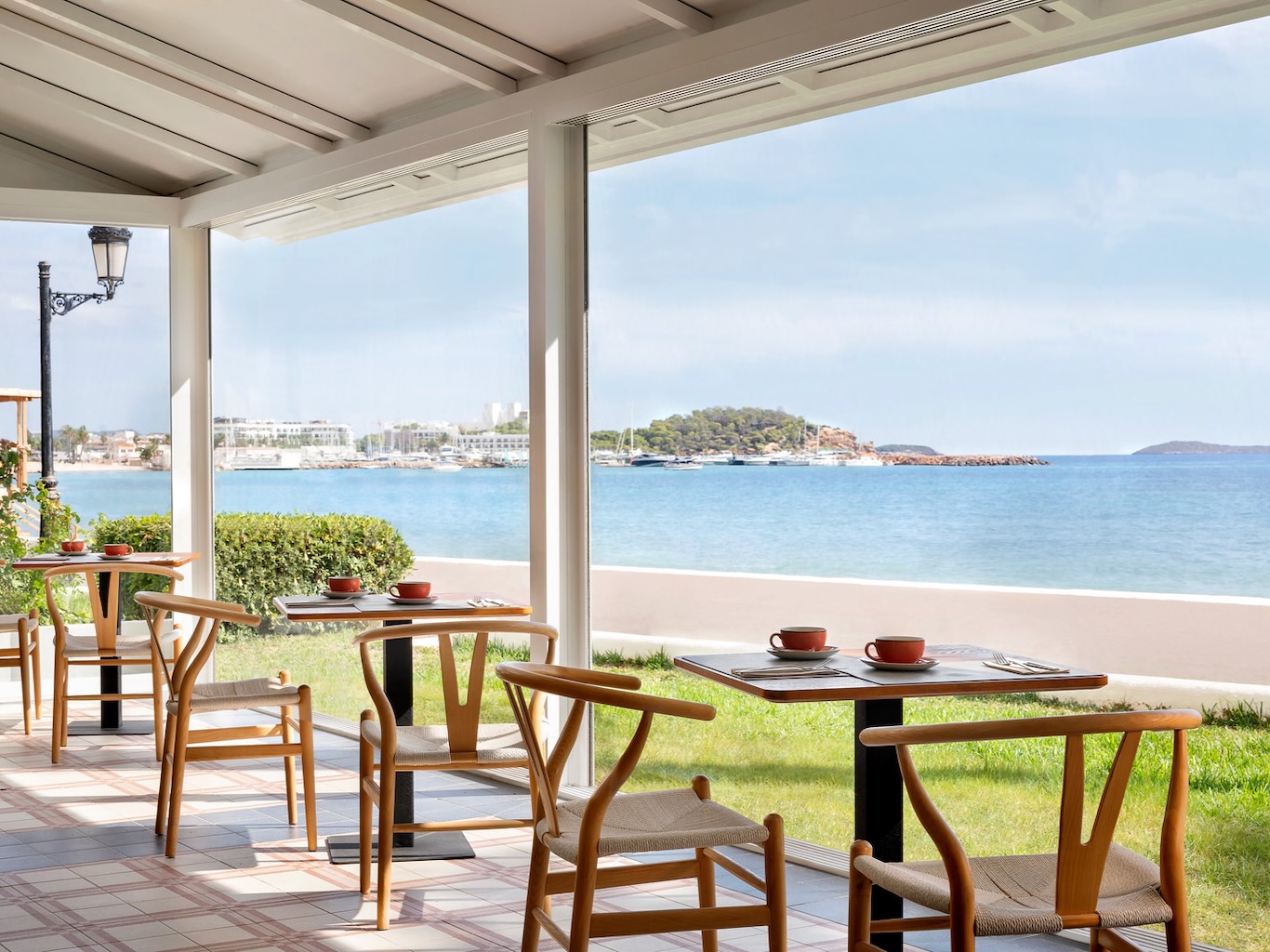 White Ibiza Boutique Hotels Guide: Hotel Riomar Ibiza, Santa Eulalia