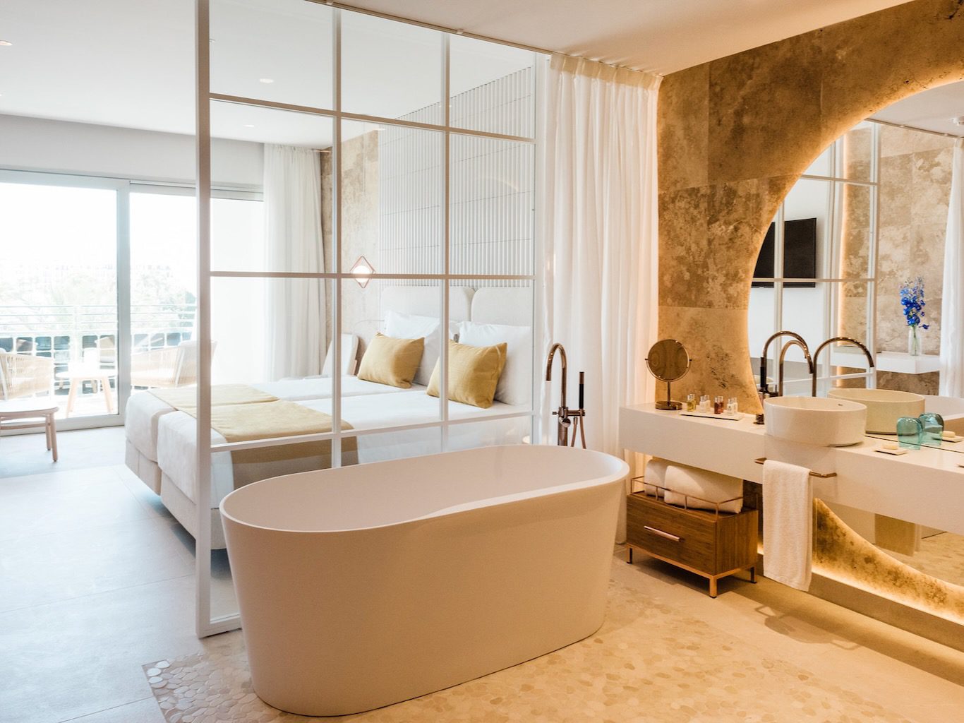 White ibiza Hotels Guide: Five-Star Grand Luxe: Aguas de Ibiza Grand Luxe, Santa Eulalia