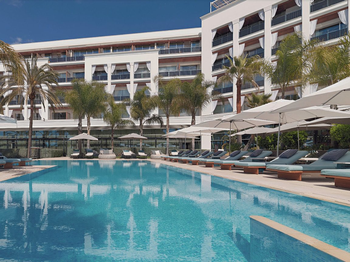 White ibiza Hotels Guide: Five-Star Grand Luxe: Aguas de Ibiza Grand Luxe, Santa Eulalia