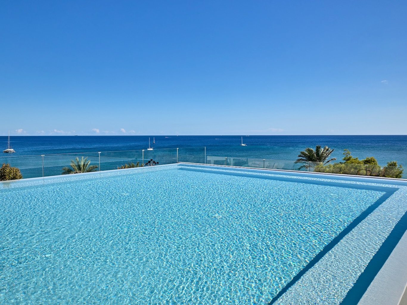 White Ibiza Hotels Guide: W Ibiza, luxury Ibiza resort in Santa Eulalia