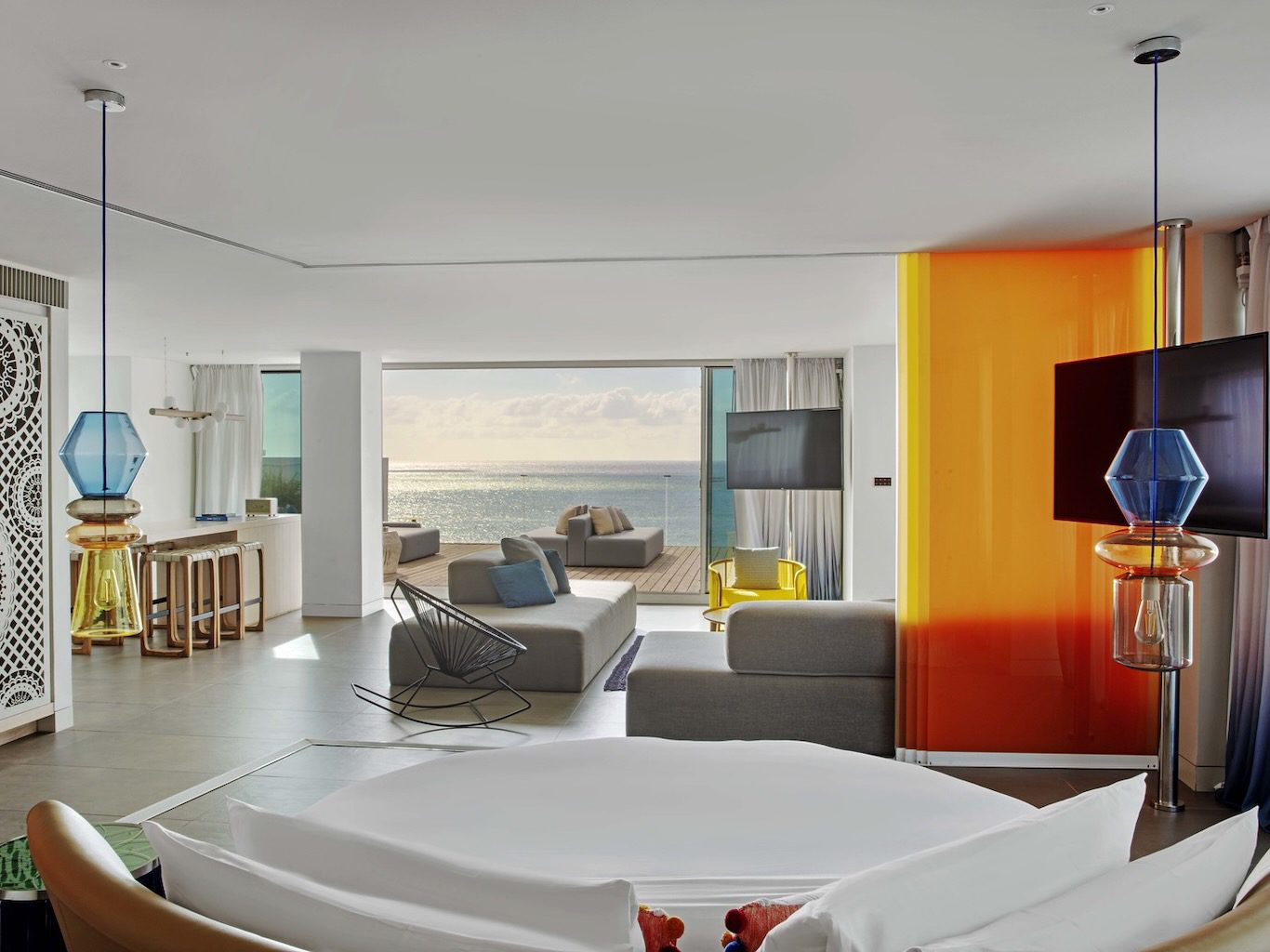 White Ibiza Hotels Guide: W Ibiza, luxury Ibiza resort in Santa Eulalia