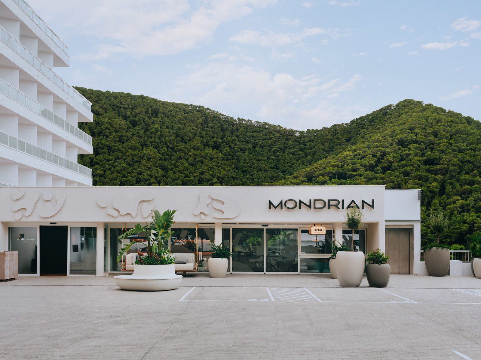 White Ibiza Hotels Guide: Mondrian Ibiza