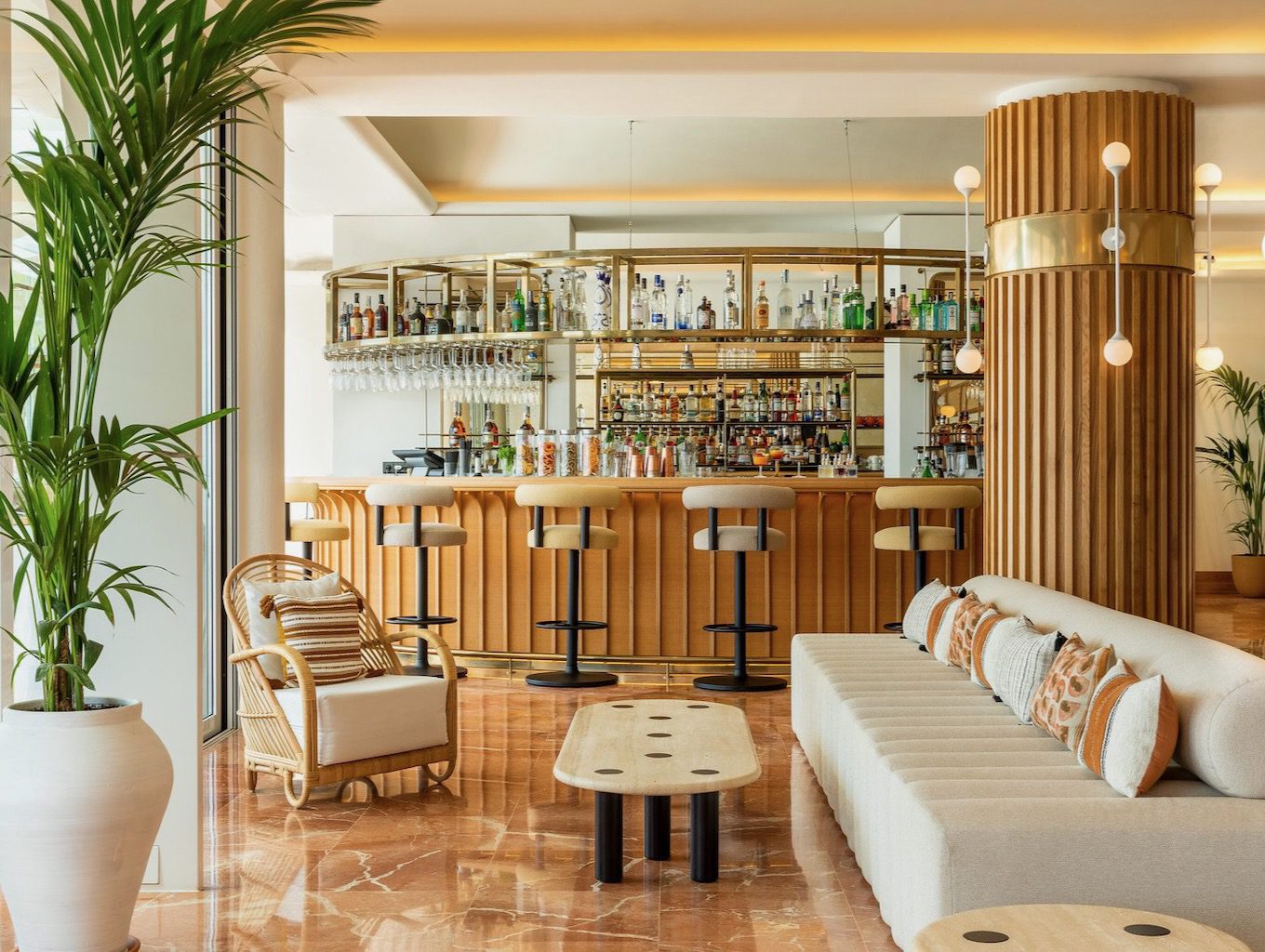 White Ibiza Restaurant Guide: Ibiza Beach Restaurant – Hotel Riomar Ibiza, Santa Eulalia