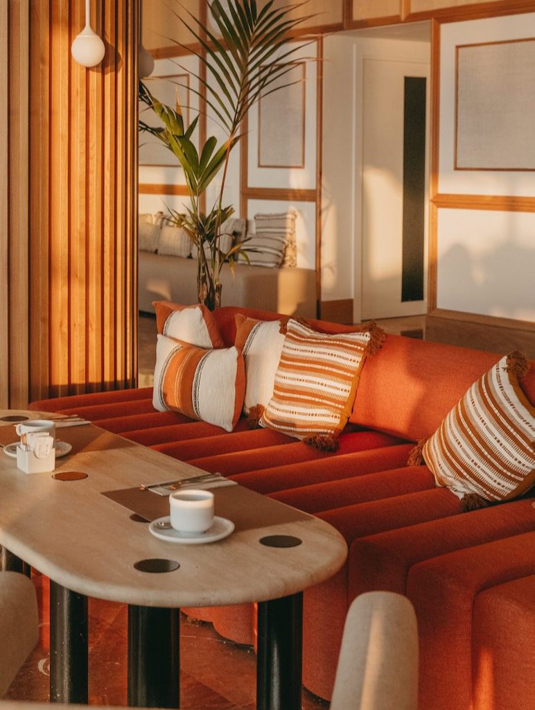 White Ibiza Restaurant Guide: Ibiza Beach Restaurant – Hotel Riomar Ibiza, Santa Eulalia