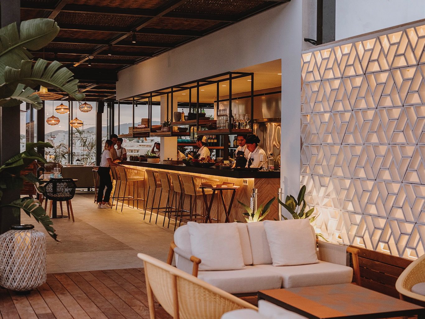 White Ibiza Restaurants Guide: Fine Dining – Maymanta at Aguas de Ibiza Grand Luxe, Santa Eulalia