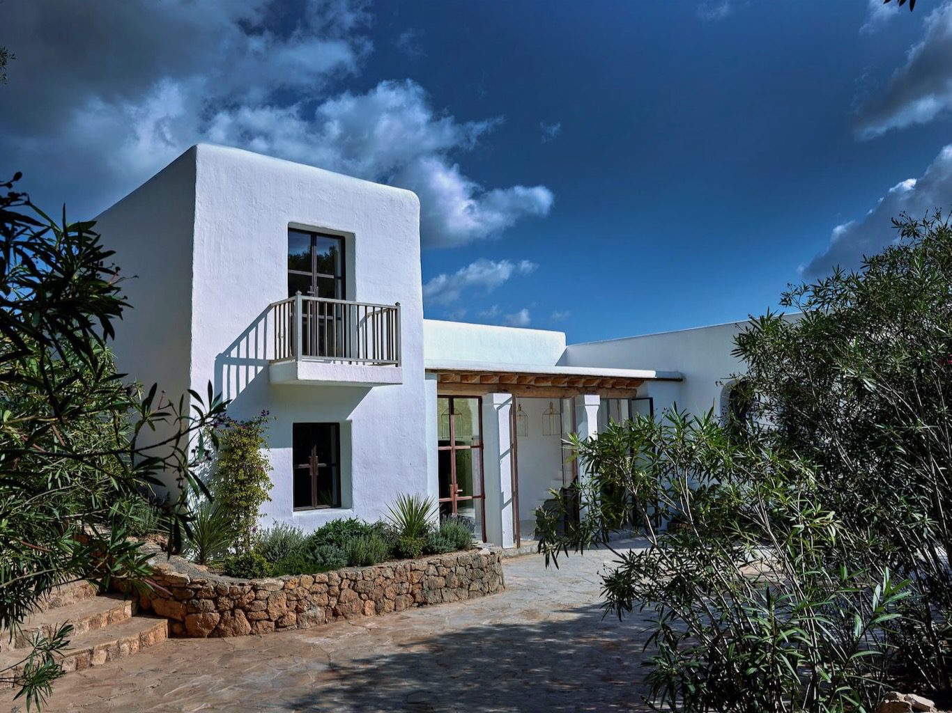 White Ibiza Living Directory: Blakstad Design & Architect Consultants, Ibiza architects