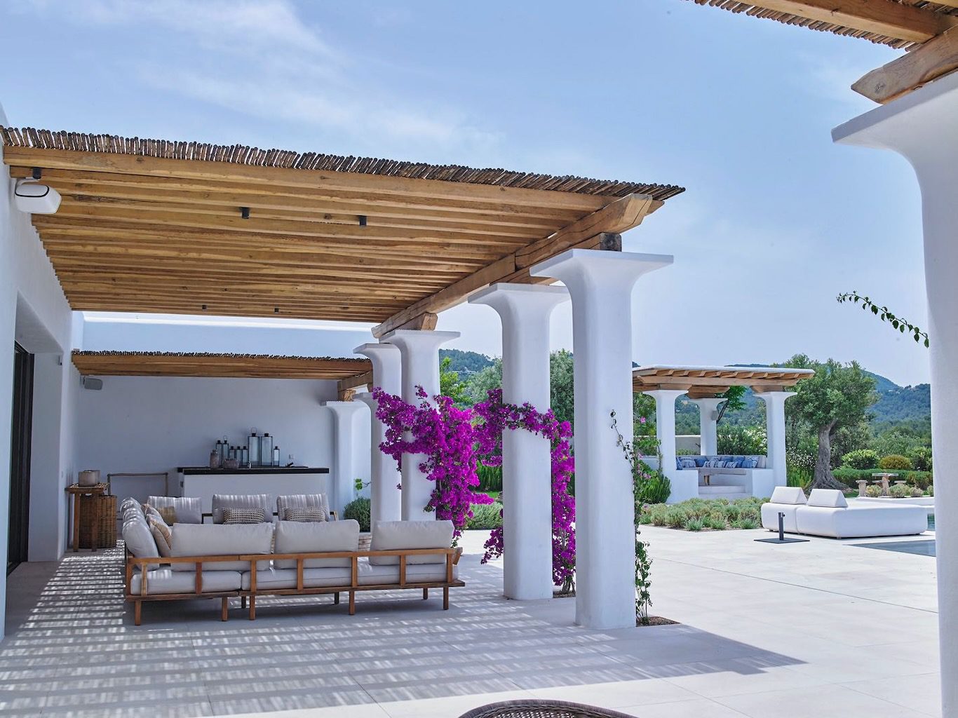 White Ibiza Living Directory: Blakstad Design & Architect Consultants, Ibiza architects