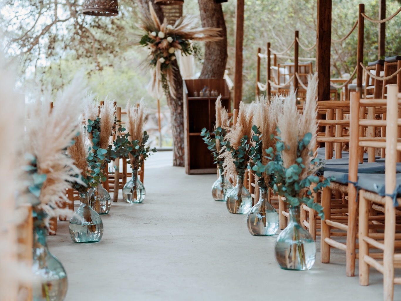 White Ibiza Wedding Directory: Ibiza Wedding Venues – Cala Gracioneta Chiringuito