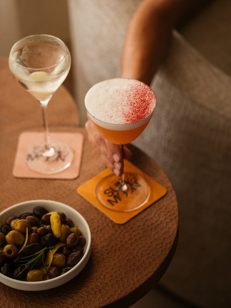 White Ibiza Restaurants Guide: Sun & Moon, casual dining restaurant in Cala Llonga