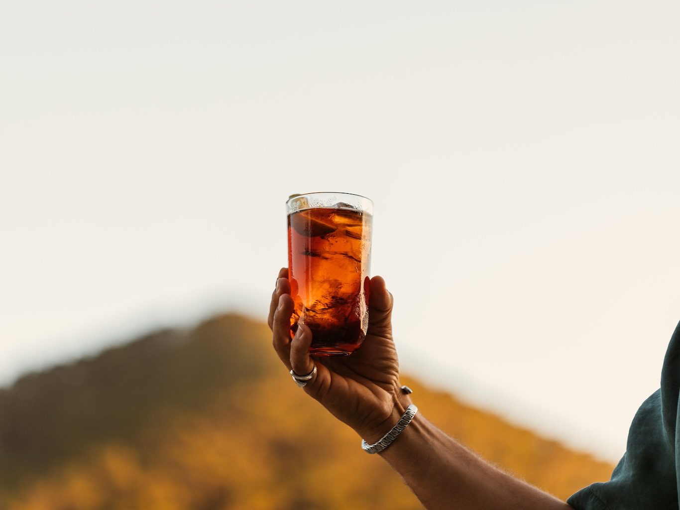 White Ibiza Restaurants Guide: Sun & Moon, casual dining restaurant in Cala Llonga