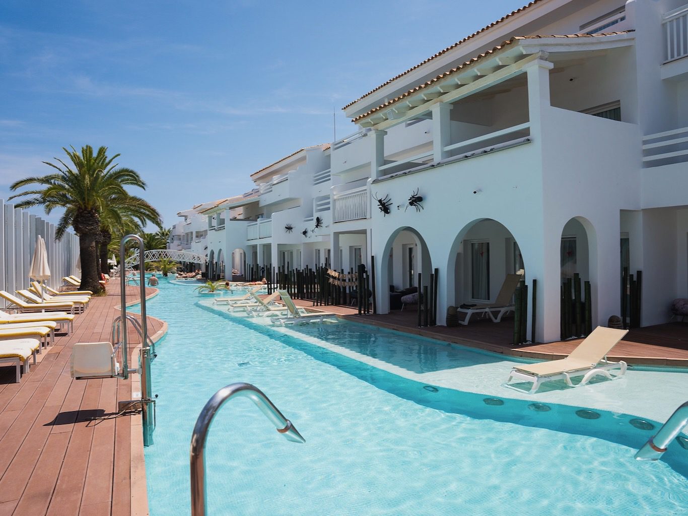 White Ibiza Hotels Guide: Ushuaïa Ibiza Beach Hotel, luxury resort in Playa d'en Bossa