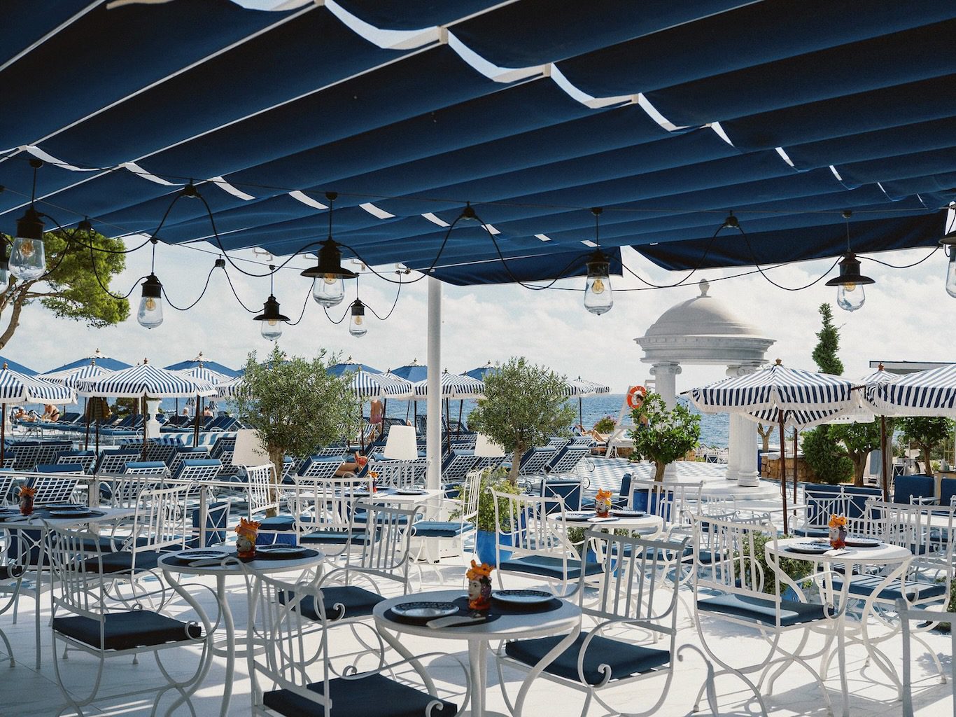 White Ibiza Restaurant Guide: Sorella Ristorante, Hotel Mongibello