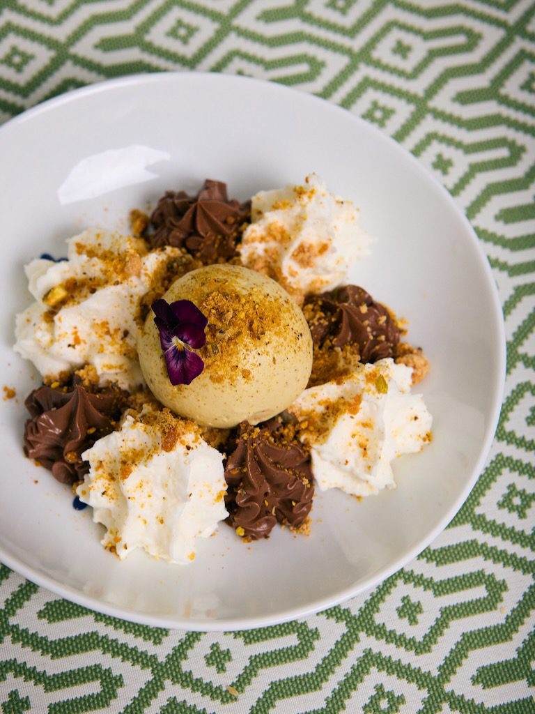 White Ibiza Restaurant Guide: Sorella Ristorante, Hotel Mongibello