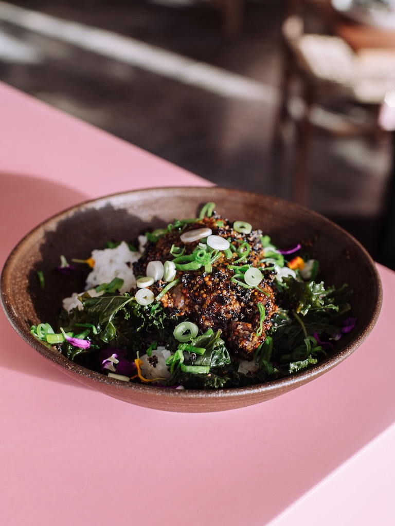 White Ibiza Restaurants Guide: Mira Lounge, bar and restaurant in San Miguel, Ibiza
