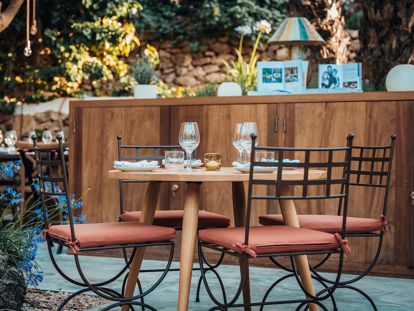 White Ibiza Restaurants Guide: Casa Linda, San José