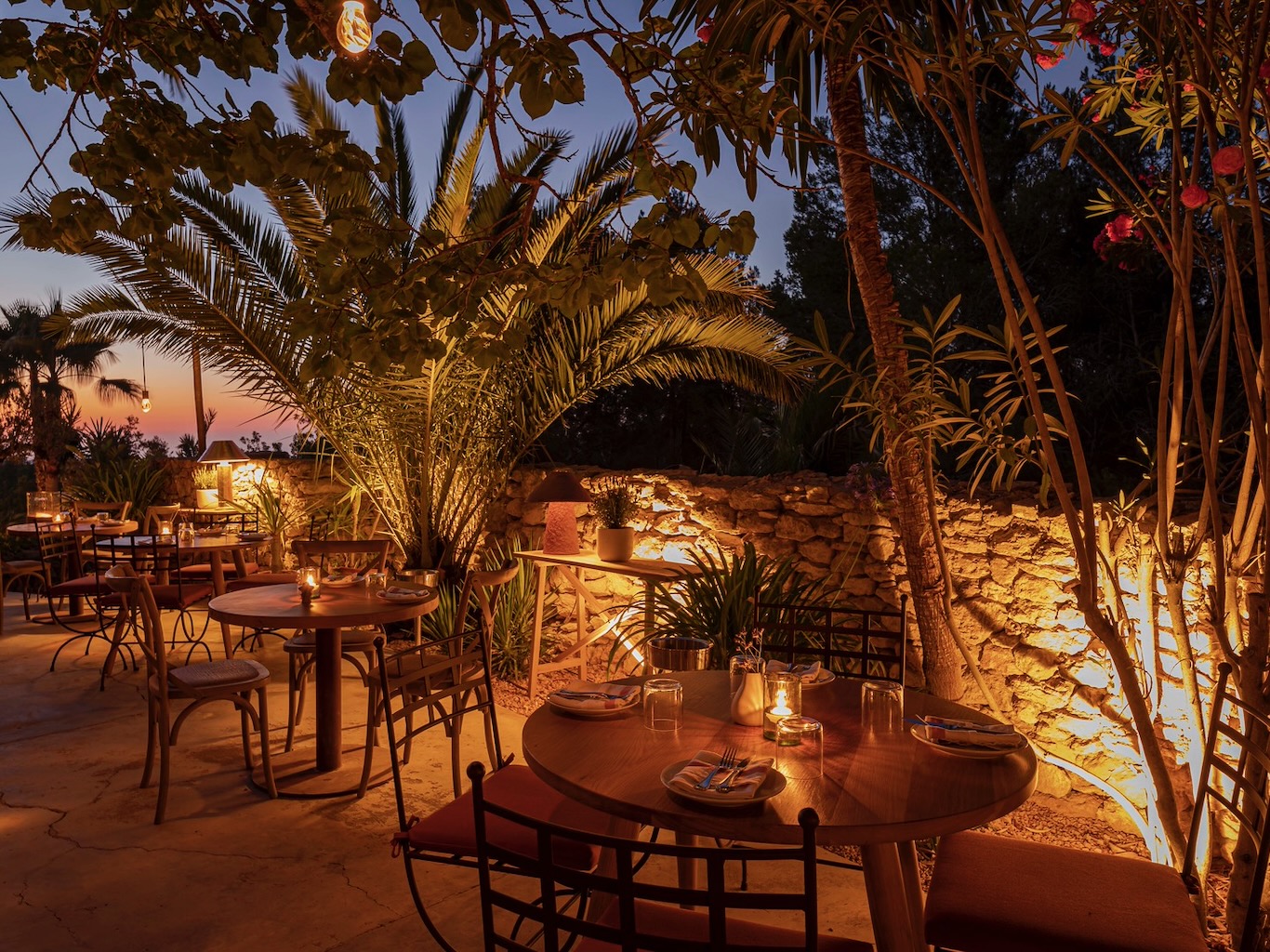 White Ibiza Restaurants Guide: Casa Linda, San José
