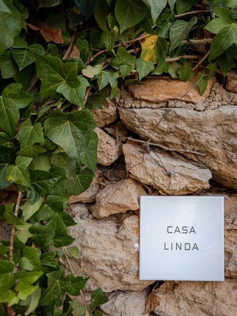 White Ibiza Restaurants Guide: Casa Linda, San José