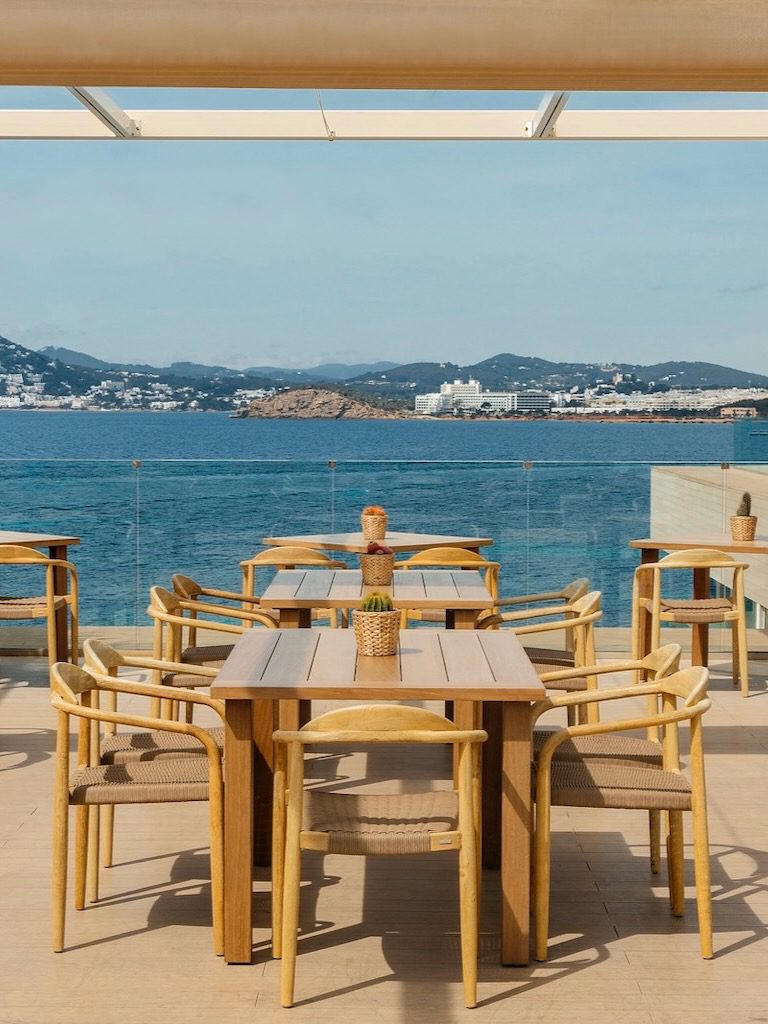 White Ibiza Restaurant Guide: Radio ME Rooftop at ME Ibiza