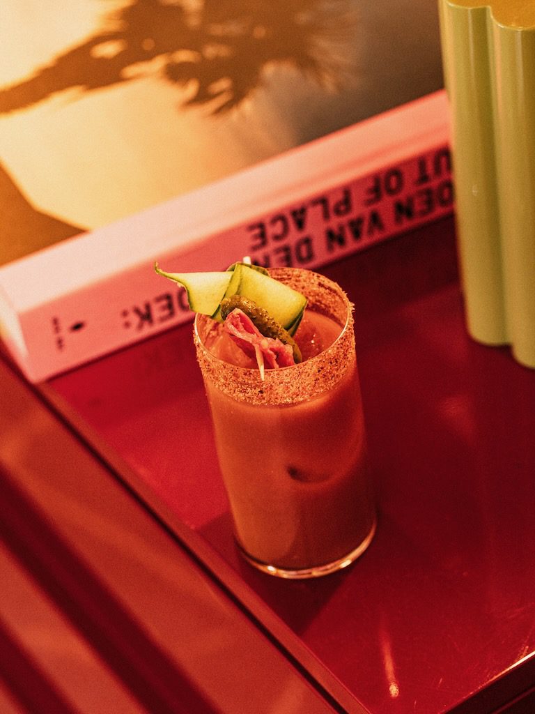 White Ibiza Restaurants Guide: Roca House, restaurant in Roca Llisa