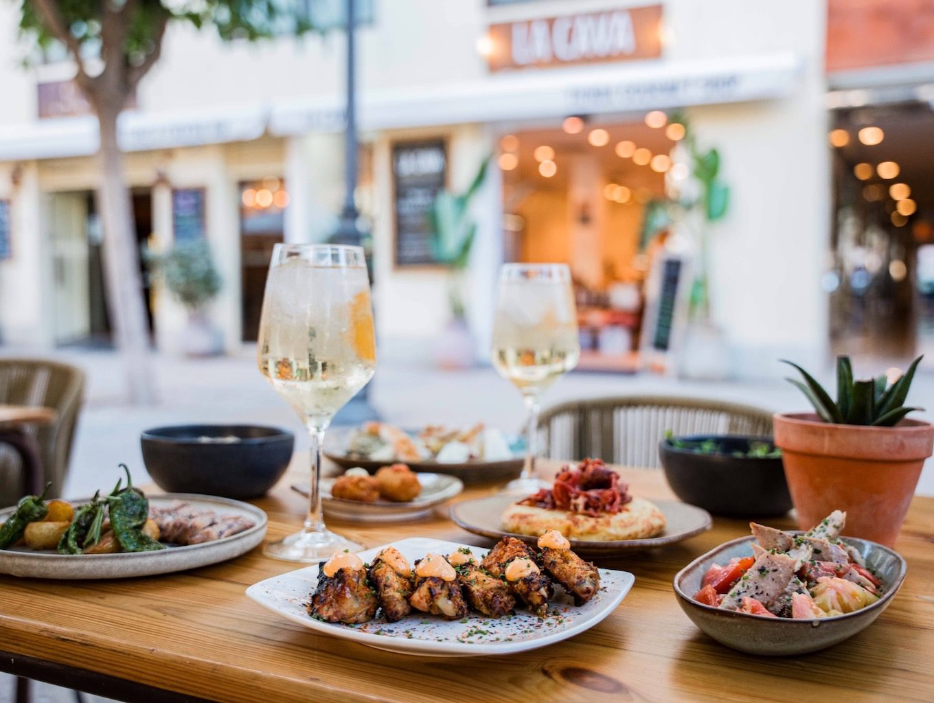 White Ibiza Restaurant Guide: La Cava Ibiza, Ibiza town