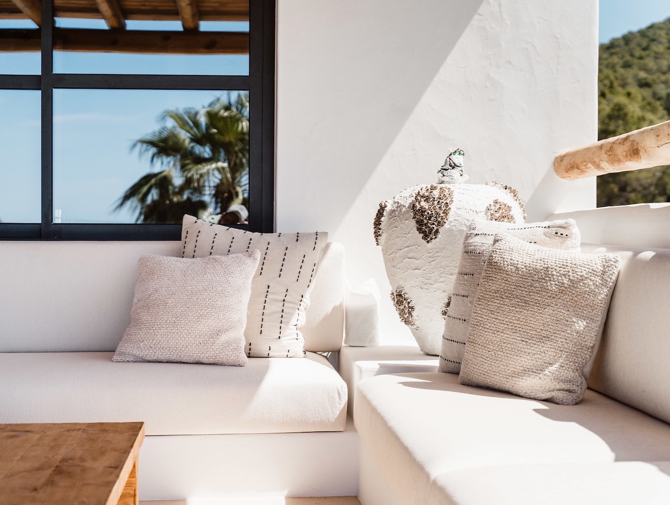 White Ibiza Villas: Can Verbena, luxury holiday villa in Ibiza in Sa Caleta