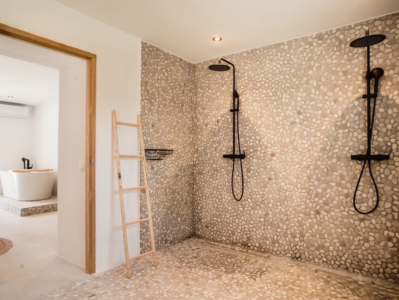 White Ibiza Villas: Can Romero, luxury villa in Cala Llonga