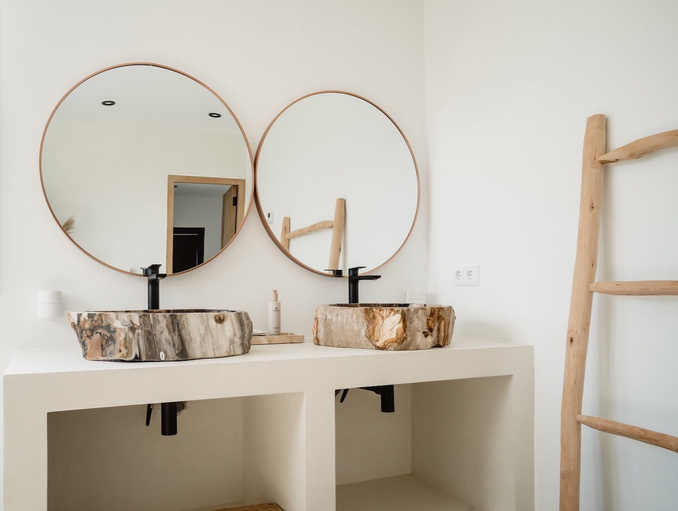 White Ibiza Villas: Can Romero, luxury villa in Cala Llonga