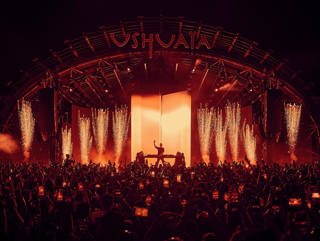White Ibiza Club Calendar: F*** Me I'm Famous! by David Guetta at Ushuaïa Ibiza