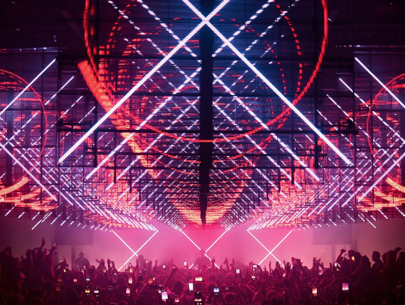 White Ibiza Club Calendar: HUGEL presents Make The Girls Dance at Hï Ibiza