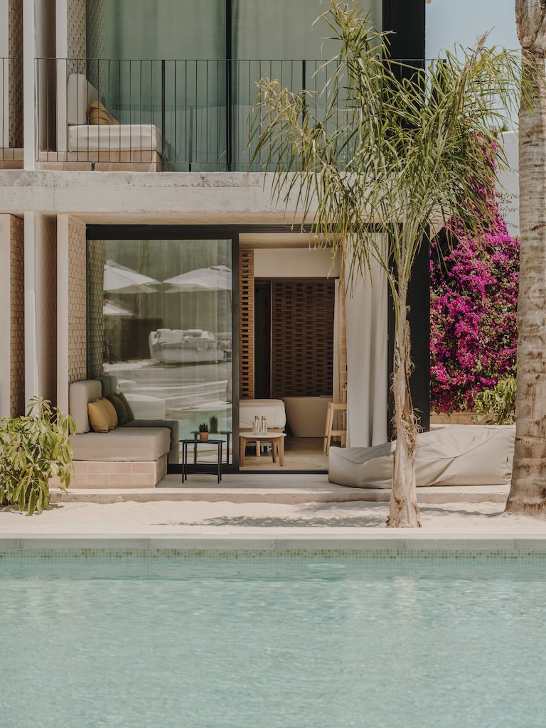 White Ibiza Boutique Hotels Guide: Bonito Ibiza, San Antonio