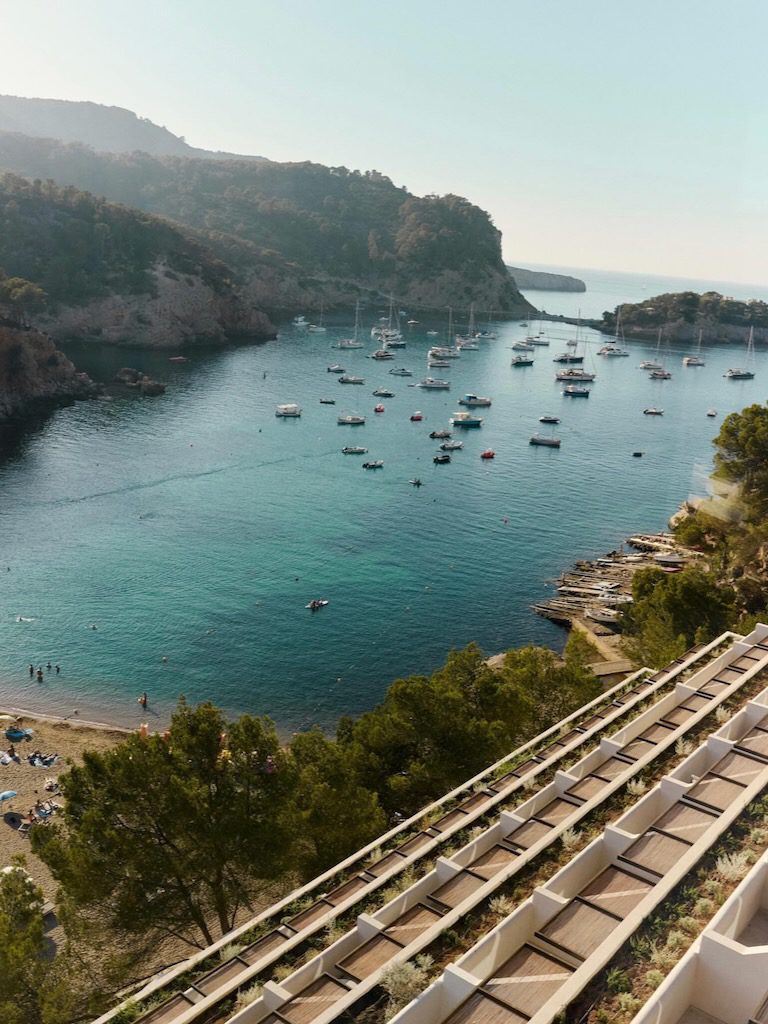 White Ibiza Hotel Guide: Cala San Miguel Ibiza Resort