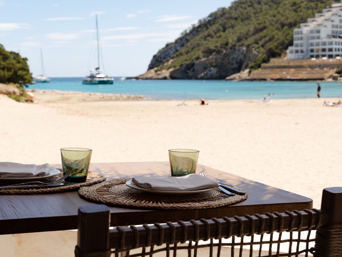 White Ibiza Beach Restaurant Guide: Sonrojo