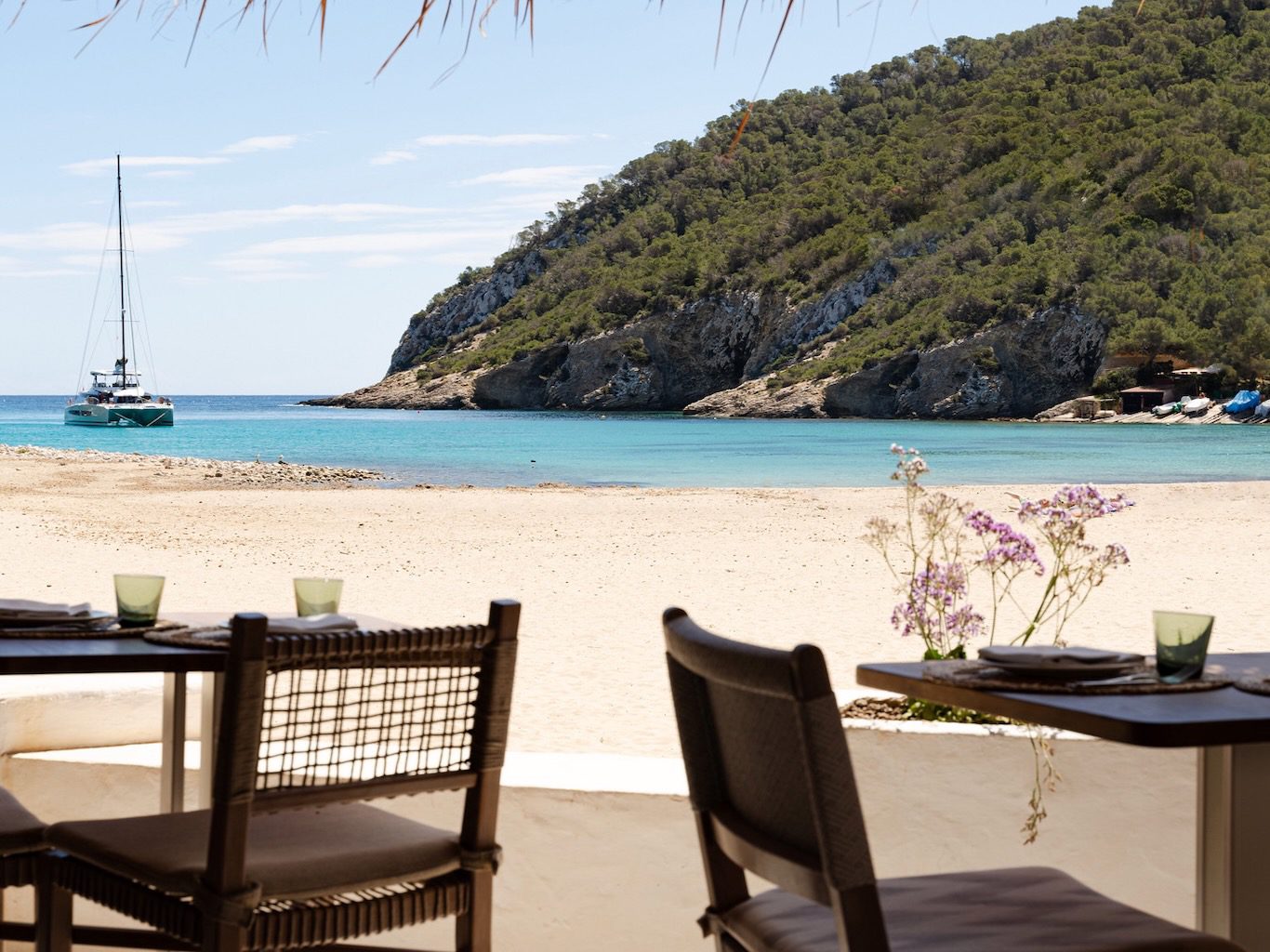 White Ibiza Beach Restaurant Guide: Sonrojo