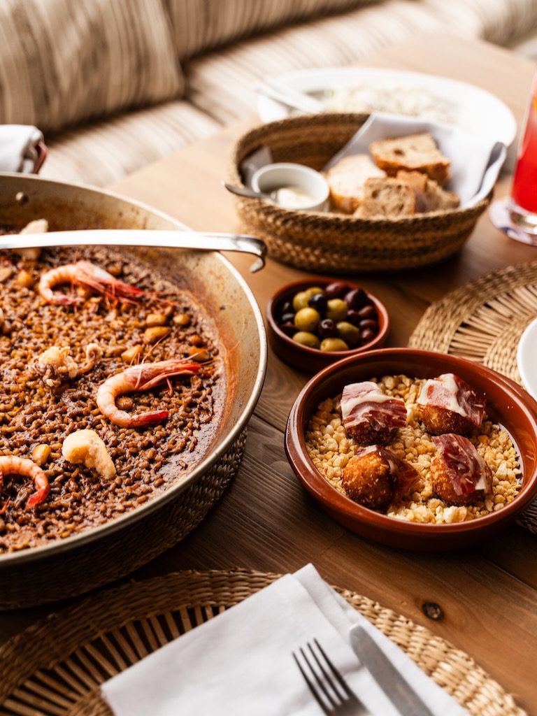 White Ibiza Beach Restaurant Guide: Sonrojo