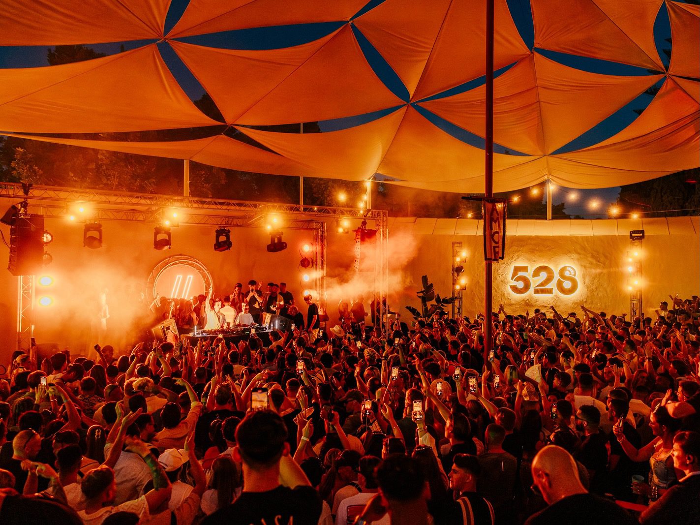 White Ibiza Nightlife Guide: 528 Ibiza