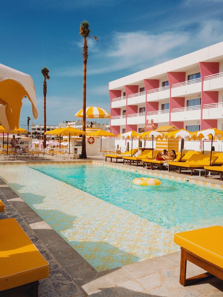 White Ibiza Hotels Guide: Los Felices