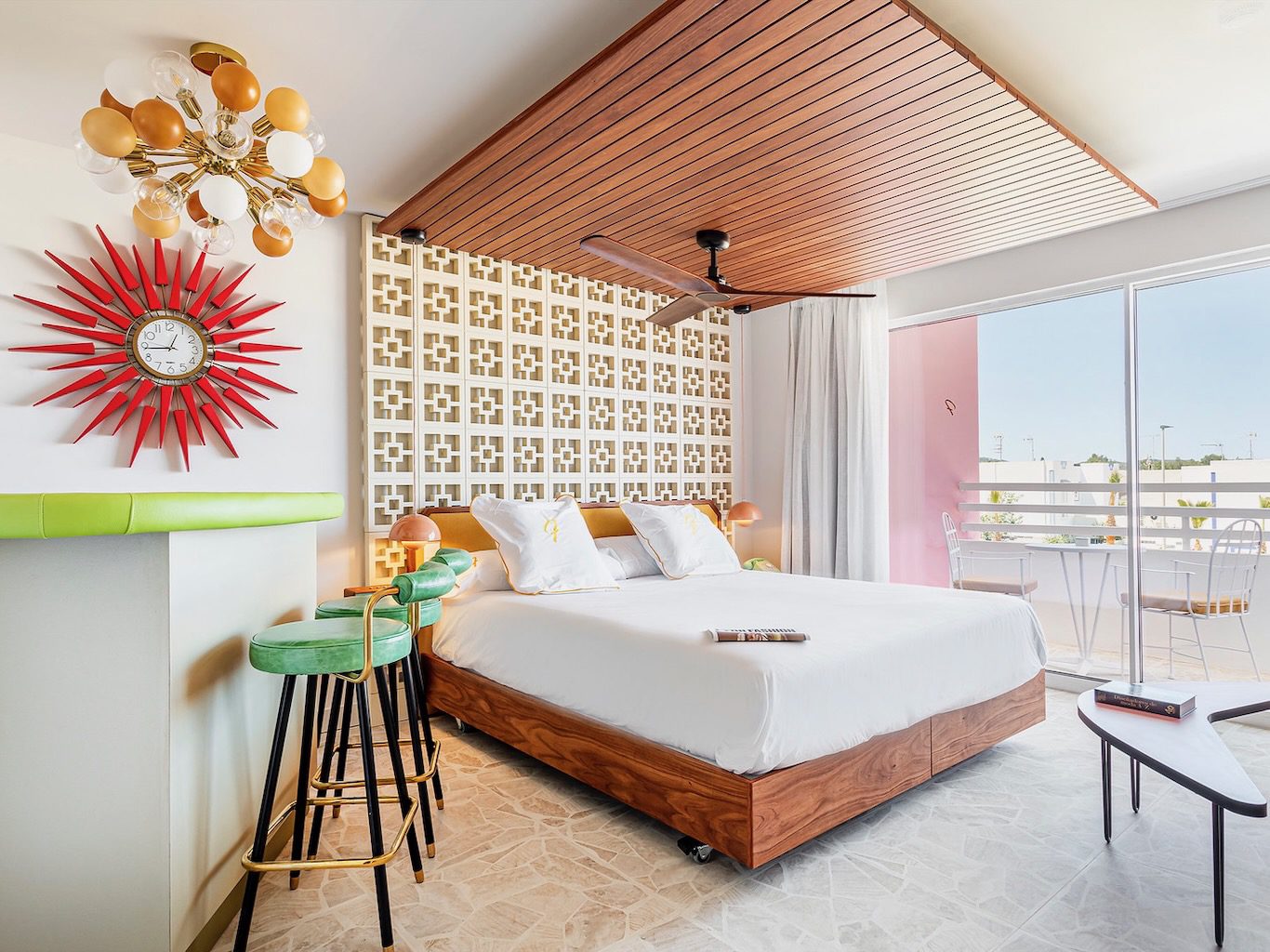 White Ibiza Hotels Guide: Los Felices