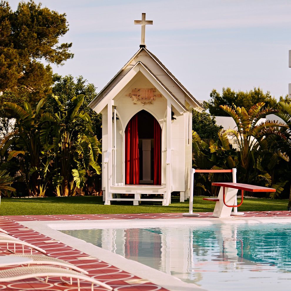 White Ibiza Wedding Directory – Venues: Romeo’s Motel & Diner