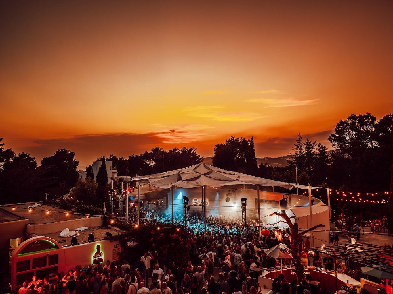 White Ibiza Journal: Pikes Presents 528 Ibiza