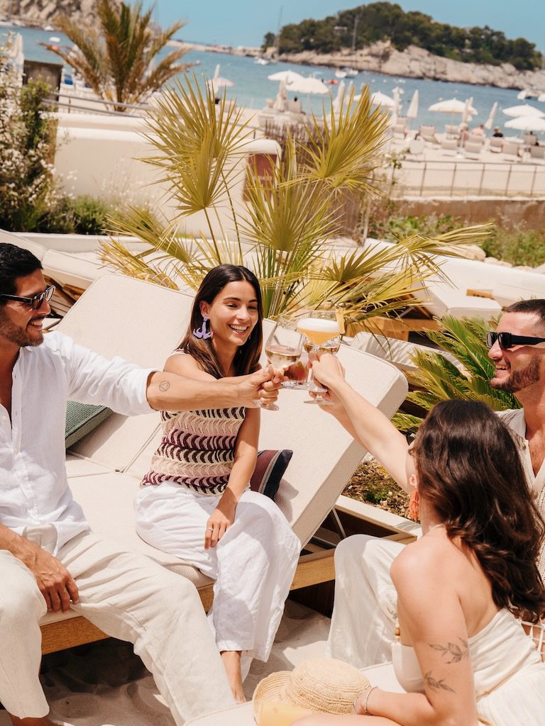 White Ibiza Beach Restaurants Guide: Beach House at Cala San Miguel Ibiza Resort