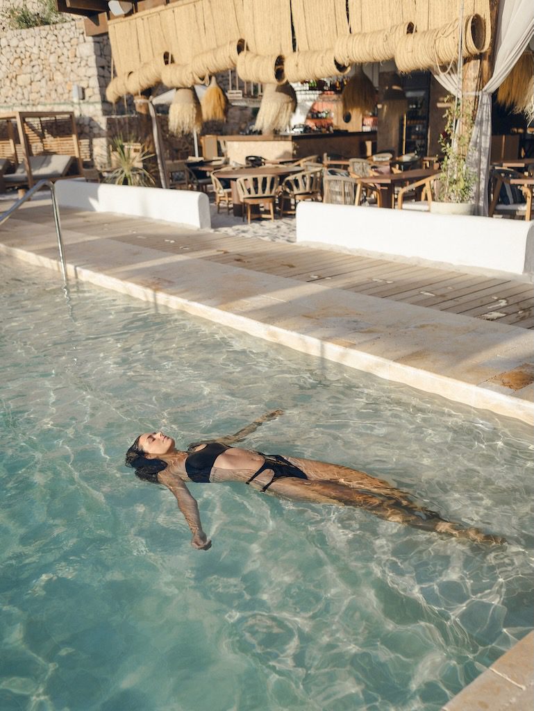 White Ibiza Beach Restaurants Guide: Beach House at Cala San Miguel Ibiza Resort