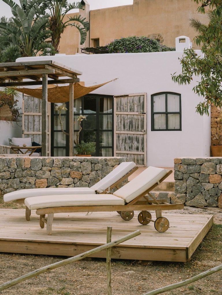White Ibiza Country Hotels Guide: Es Cucons