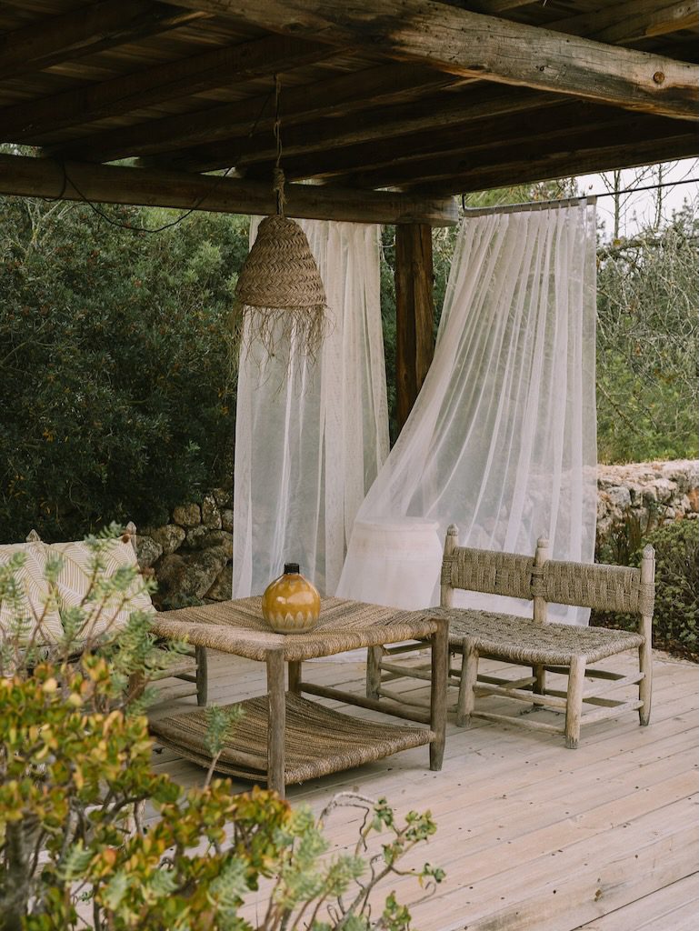 White Ibiza Country Hotels Guide: Es Cucons