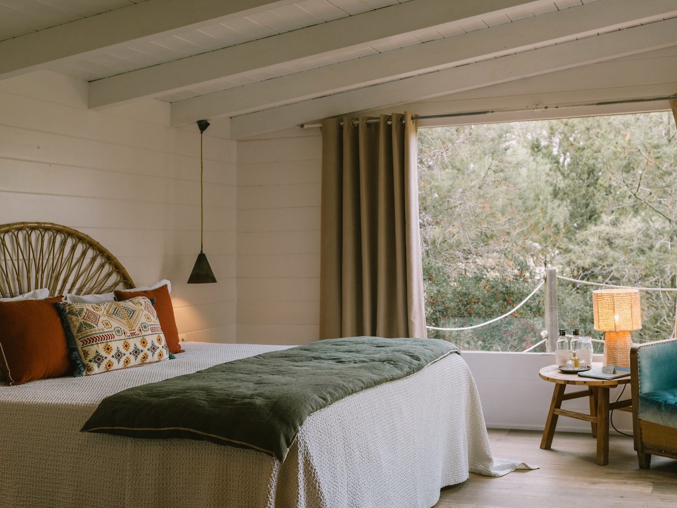 White Ibiza Country Hotels Guide: Es Cucons